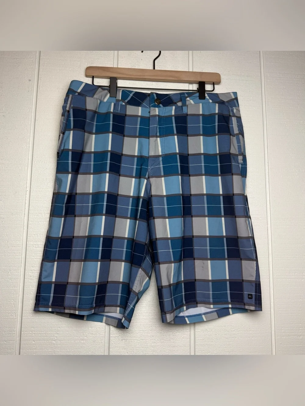 Quiksilver Amphibians Board Shorts Men’s 36 Blue Plaid Hybrid Swim Surf Shorts